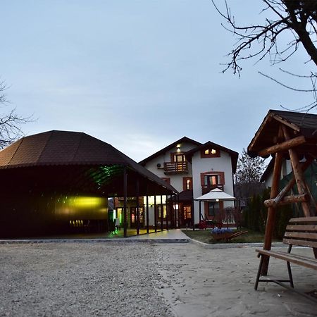 Pensiunea Dely_Cios Vălenii de Munte Exterior photo